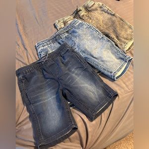(SOLD) Signature Levi Strauss & Co Pull on Shorts